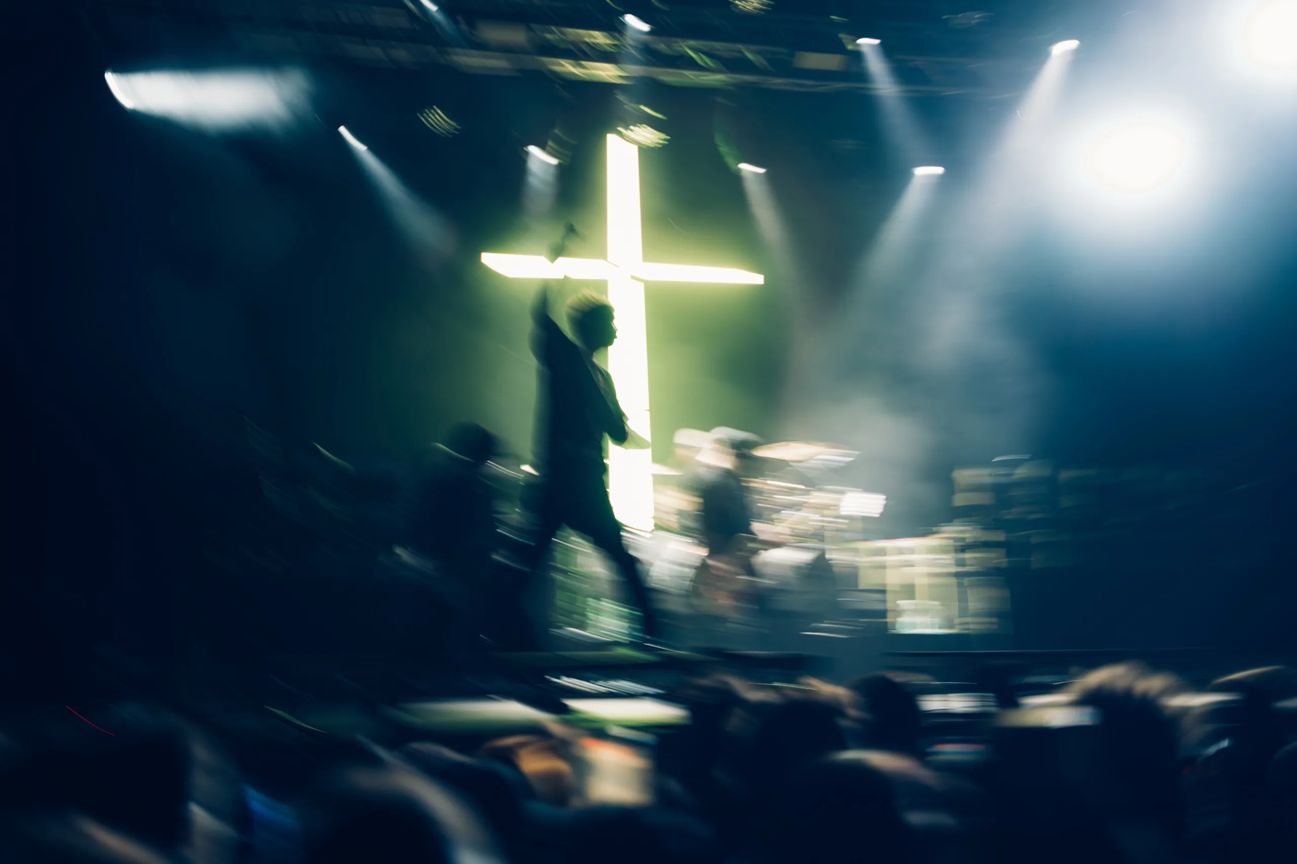 KNOCKED LOOSE // 16